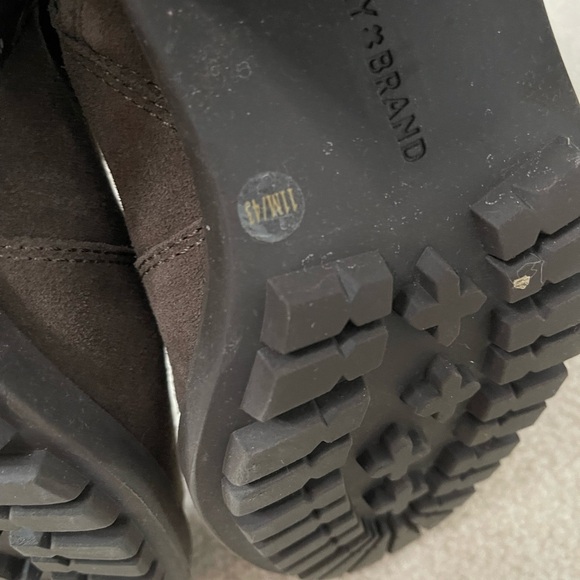 Lucky Brand size 11 brown suede boots - Picture 8 of 10